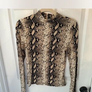 Snakeskin Pattern Long Sleeve Top